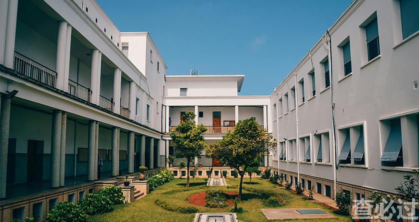 查必过,查必过官网,免费论文查重,免费论文检测,免费论文修改